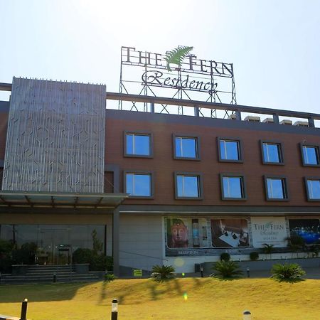 The Fern Residency Mundra Otel Dış mekan fotoğraf
