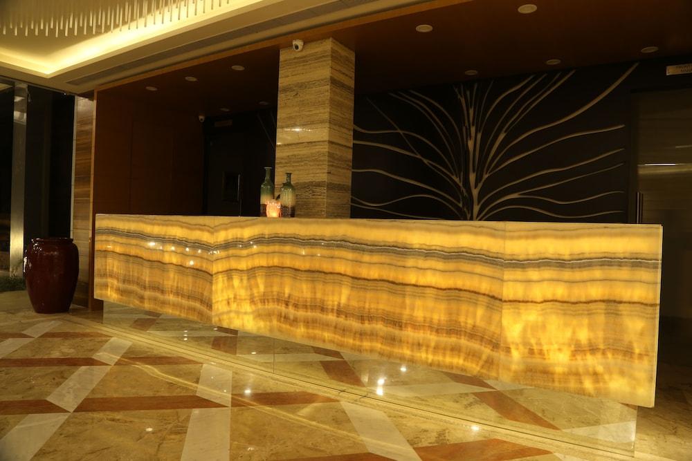 The Fern Residency Mundra Otel Dış mekan fotoğraf