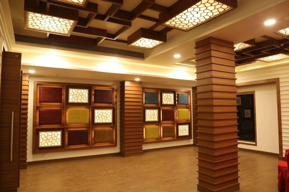 The Fern Residency Mundra Otel Dış mekan fotoğraf